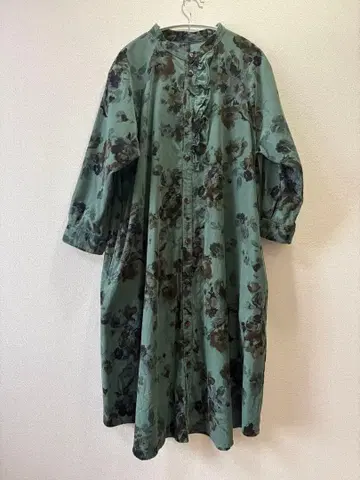 파르티쿨라르 꽃무늬 코듀로이 원피스 그린 계열