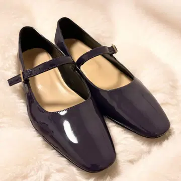 [컨디션 최상] 현행 모델 파비오 루스코니 스트랩 에나멜 펌프스