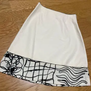 HACHE 플레어 스커트 40