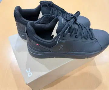 On THE ROGER Advantage 27.5cm