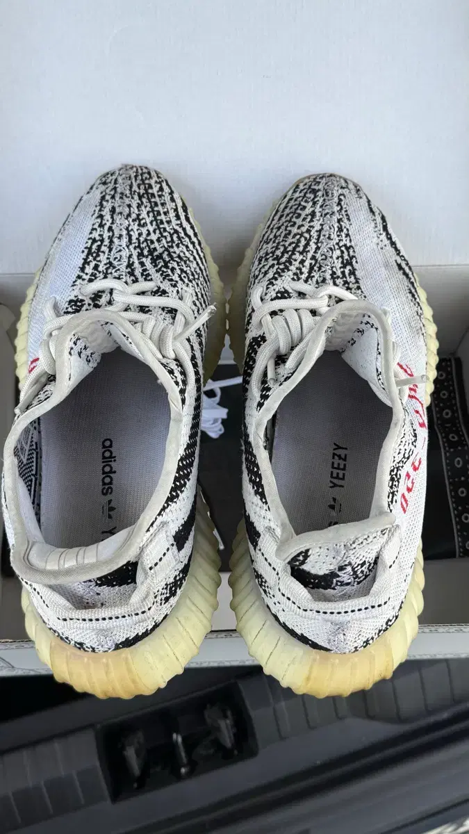 adidas gazelle silver green womens Yeezy Boost 350 V2 'Zebra' 2022/2023  Imperial edge