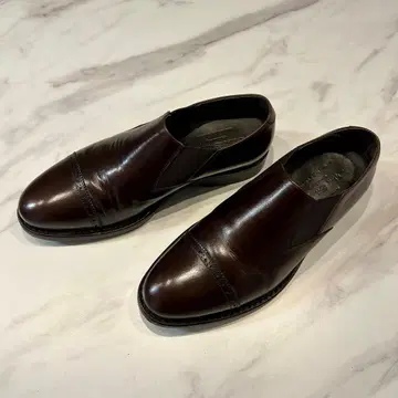 자란 스리위자야 jalan sriwijaya 98921 UK7 사이즈