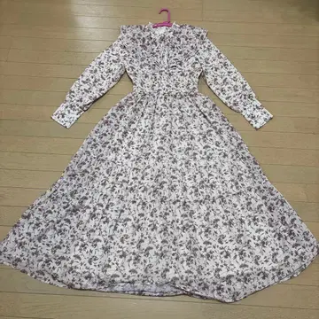 안미르 플레어 플라워 컬러 원피스