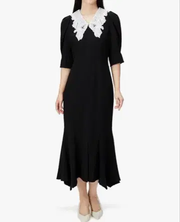 SNIDEL 자수 화이트칼라 머메이드 원피스