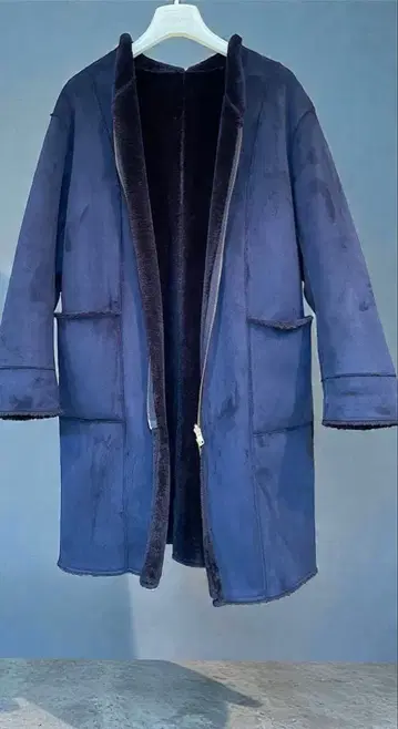 LUCA / LADY LUCK LUCA 네이비 페이크 무스탕 롱 코트