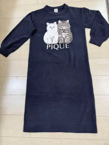 시착만 한 상품 미사용 새상품 젤라또피케 트윈캣 자카드 원피스 네이비