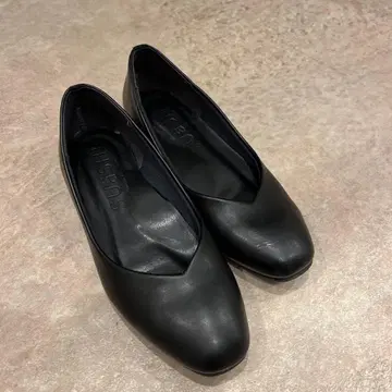 [ 새상품급 ] 스웨이시 펌프스 블랙 22.0m