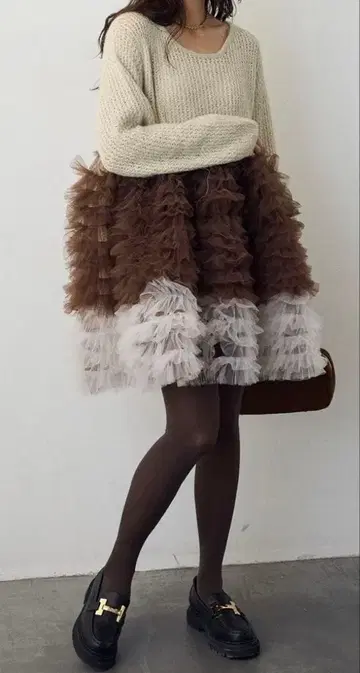 frene 휘핑튤 도킹 니트 원피스