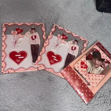 벌스데이, 아크릴 스탠드, 카드 3종 세트