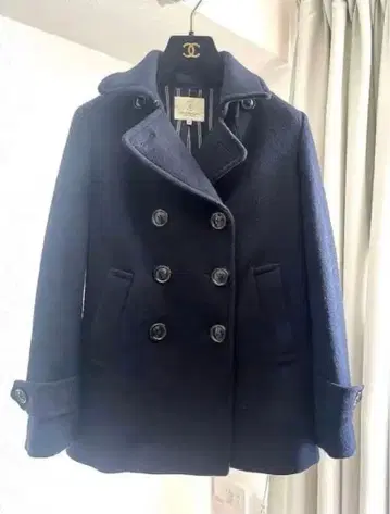 네이비 울 더블 브레스트 피 코트