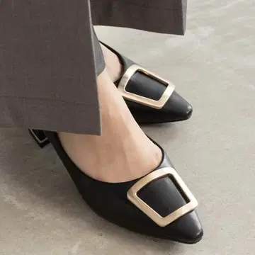 RANDA 골드 부품 펌프스 블랙 23.5cm