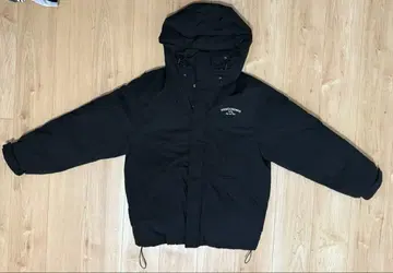 RODEO CROWNS 블랙 다운 자켓 후드 부착