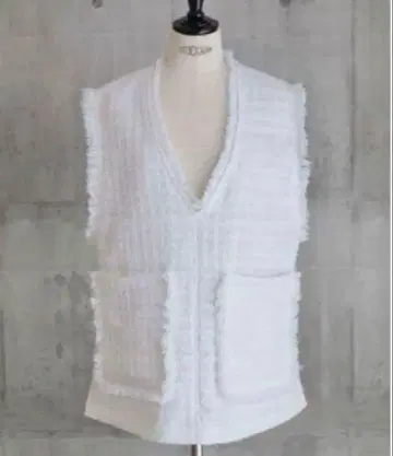 em. 엠도트 트위드 베스트