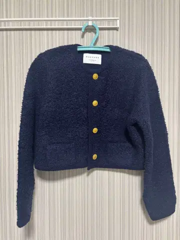 투모로우랜드 MACPHEE 무스탕 크루넥 가디건