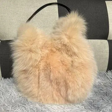 UNITED ARROWS 베이지 퍼 숄더백