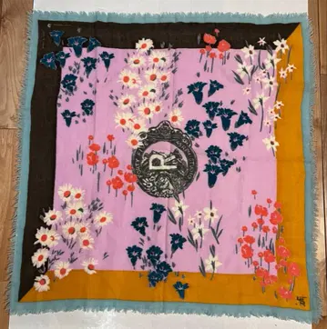 울 컨트리 플라워 스톨