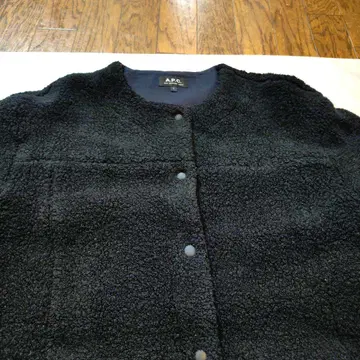 A.P.C. 블랙 보아 자켓