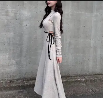 yilon made cutout designonepiece 이로 원피스