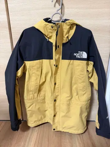 THE NORTH FACE 마운틴 라이트 자켓 베이지