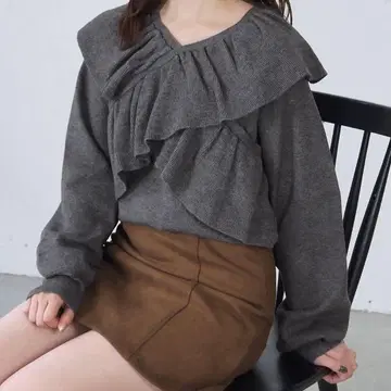 프릴 크로스 니트 풀오버