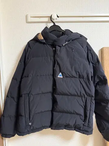 케이프 하이츠 바이컬러 다운 자켓