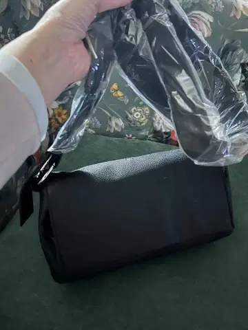대용량 블랙 숄더백 바디백 미사용 새상품