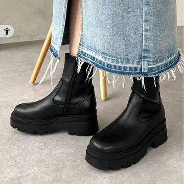 트랙 밑창 스트레치 숏부츠 프로즈 베일