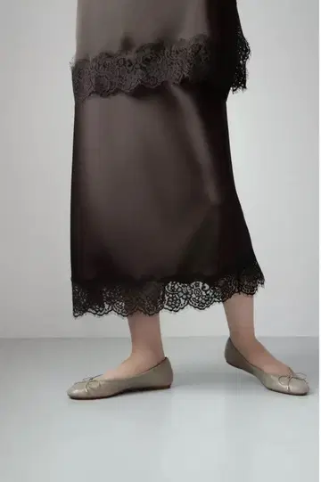 [ 택 포함 미사용 새상품 ] ZARA 새틴 레이스 스커트 ZW 컬렉션