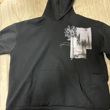 HARE 블랙 그래픽 후드티 F