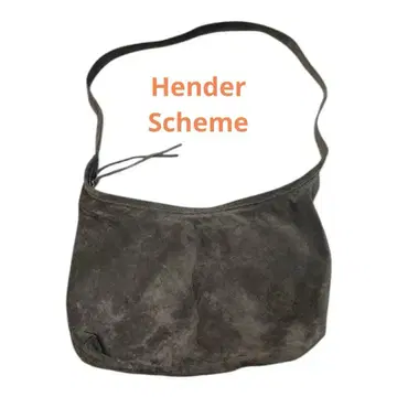 Hender Scheme 핸더 스킴 pig sacco M