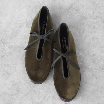 문스타 라이트 프리즘 벨벳 플랫슈즈 23.0cm 일본제