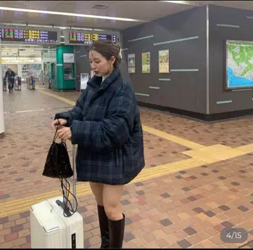 nugu 체크 무늬 다운 자켓