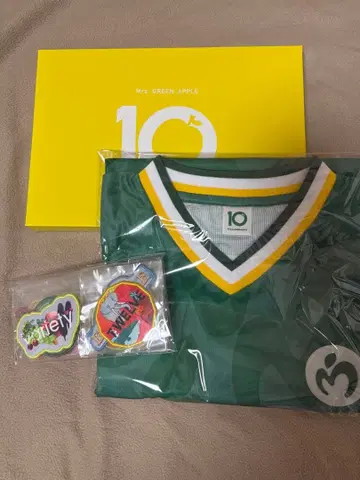 Mrs. GREEN APPLE 10 베스트 앨범 혜택 티셔츠 와펜