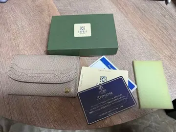 키프리스 가죽 일본제 키프리스 명함지갑 CYPRIS 주름 가공 디테일