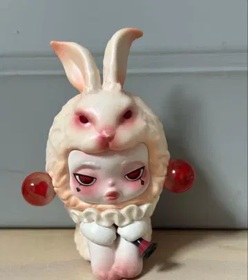 KIDULT 토끼와 양의 피규어