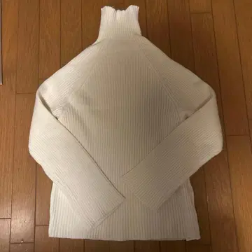 hailee 니트 미사용 택 포함