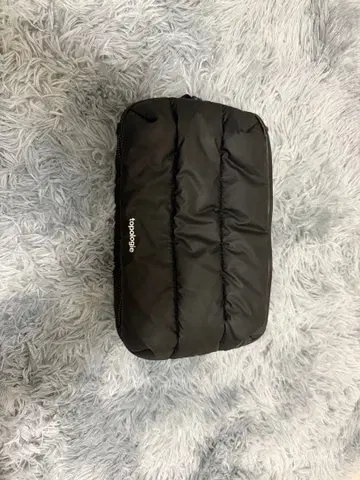 topologie 블랙 숄더백 토폴로지 보틀 사코슈