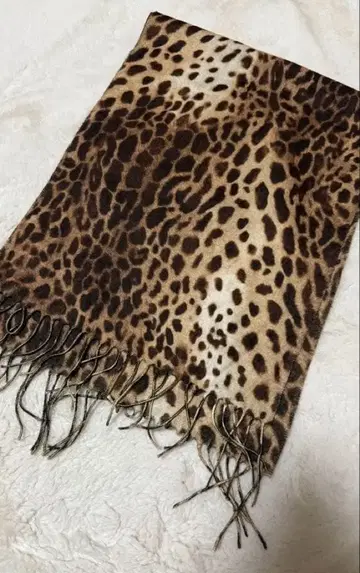 프레스턴 & 요크 레오파드 머플러 갸루