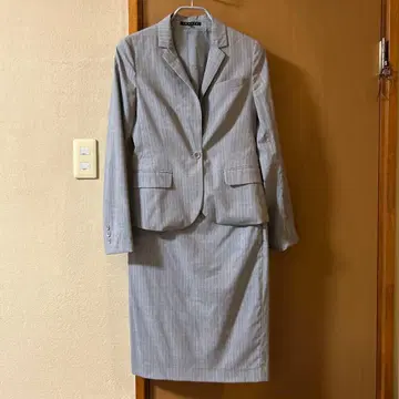 theory 스트라이프 수트 사이즈 2 그레이