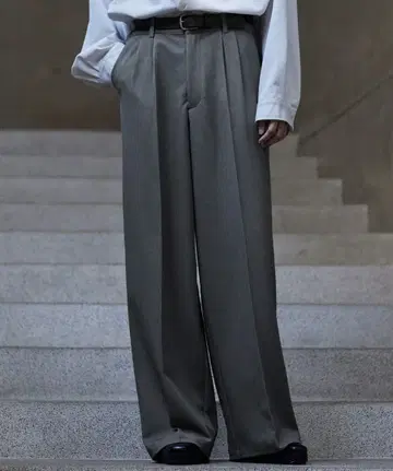 [미개봉 새상품] [CLEL] 프라임TR 세미 와이드 턱 슬랙스