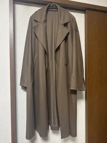 로터스 롱 코트