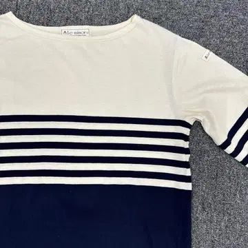 263Le minor 스트라이프 긴팔 티셔츠