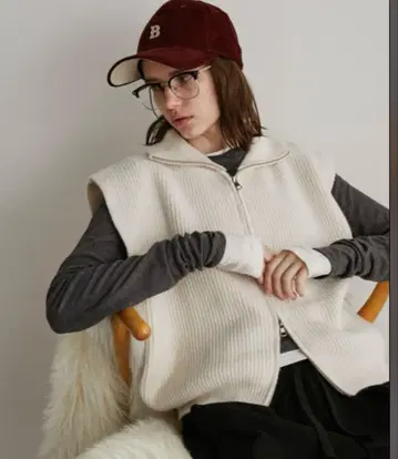 Auntie Rosa Holiday 집업 니트 베스트