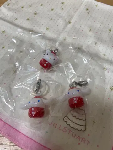 산리오 딸기 메지루시 액세서리 키티 시나모롤