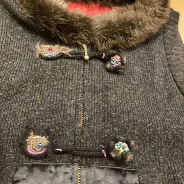 알베로베로 블랙 베이스 지퍼 베스트