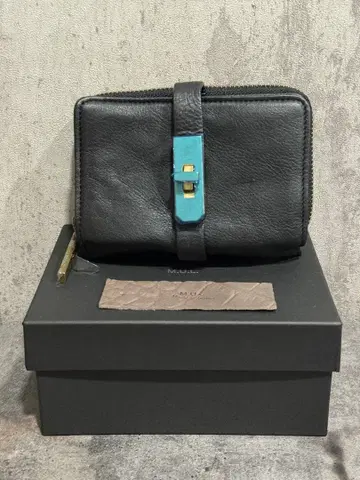 M.U.L 하프 라운드 지갑 워싱 가공 블랙