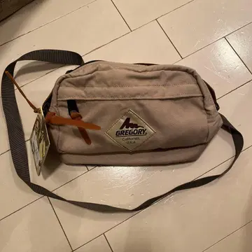 GREGORY 선버드 가디건 파우치 베이지 미사용 새상품