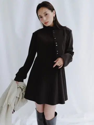 [ 새상품 미사용 ] anuans 컷 조젯 미니 원피스