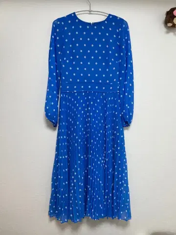 HOBBS 파랑 도트 무늬 긴팔 원피스