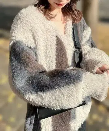 카스타네 kastane 인터샤 니트 지퍼 블루종 A25194